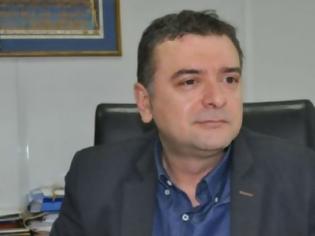 Φωτογραφία για Πρωτοφανές για την ελληνική Βουλή: Το ΚΙΝΑΛ κατεβάζει Αλβανό βουλευτή – Πανηγυρίζουν τα Τίρανα