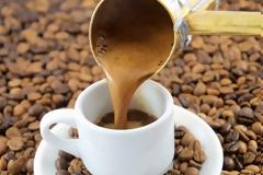 Πόσο επηρεάζει ο καφές την αρτηριακή πίεση;