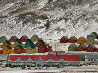 Φωτογραφία για Το νορβηγικό νησί όπου απαγορεύεται να πεθάνει κανείς και να ταφεί σε αυτό