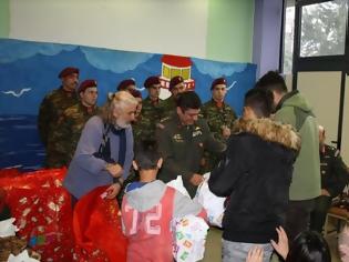 Φωτογραφία για Επίσκεψη Προσωπικού Στρατού Ξηράς στο Ειδικό Δημοτικό Σχολείο Αλεξάνδρειας για Ανταλλαγή Ευχών και Δώρων