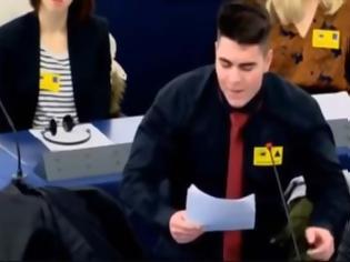 Φωτογραφία για Ο Έλληνας έφηβος που μίλησε στην Ευρωβουλή και τον έκοψαν όταν είπε αλήθειες