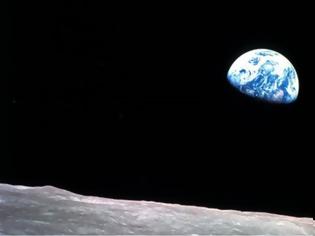 Φωτογραφία για Ιστορική φωτο της Γης από το Διάστημα πριν από 50 χρόνια