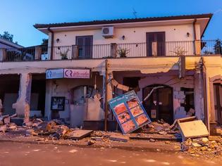 Φωτογραφία για Νέα σεισμική δόνηση 4,8 Ρίχτερ στη Σικελία