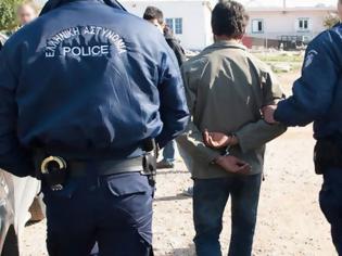 Φωτογραφία για Θεσσαλονίκη: Συνελήφθη έπειτα από καταδίωξη 21χρονος για παράνομη μεταφορά αλλοδαπών