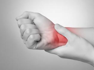 Φωτογραφία για Πόνος στο χέρι: Πότε μπορεί να υποδηλώνει τενοντίτιδα;