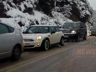 Φωτογραφία για Καραμπόλα 20 οχημάτων στα Καλάβρυτα λόγω πάγου