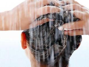 Φωτογραφία για 10 λάθη που κάνουμε όταν λούζουμε τα μαλλιά μας