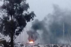 Πάτρα: Φωτιά σε δύο ιστιοφόρα στο παλιό λιμάνι (ΒΙΝΤΕΟ)