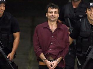 Φωτογραφία για Συνελήφθη στη Βολιβία ο διαβόητος Ιταλός «τρομοκράτης» Τσέζαρε Μπατίστι