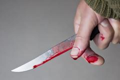 Ασθενής μαχαίρωσε νοσηλεύτρια στον Ερυθρό Σταυρό