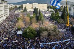 Συλλαλητήριο για τη Μακεδονία: Οι διοργανωτές περιμένουν πάνω από 3.000 λεωφορεία