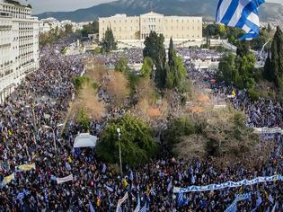 Φωτογραφία για Συλλαλητήριο για τη Μακεδονία: Οι διοργανωτές περιμένουν πάνω από 3.000 λεωφορεία