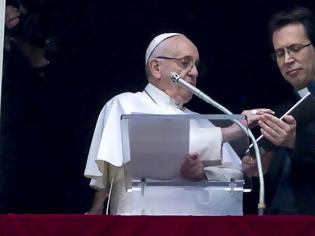 Φωτογραφία για Κάντε κλικ και προσευχηθείτε: Ο Πάπας υπέβαλε μια εφαρμογη για ομαδική προσευχή