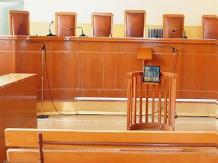 Φωτογραφία για Κρήτη: Συνεχίζεται η δίκη των 28 για την εγκληματική οργάνωση - Ανάμεσά τους δύο ειδικοί φρουροί