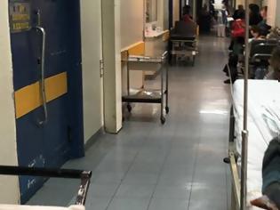 Φωτογραφία για “Επιδημία” ράντζων στα νοσοκομεία της Αττικής - Σε οριακό σημείο το Κρατικό της Νίκαιας