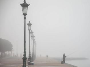 Φωτογραφία για Θεσσαλονίκη: Πυκνό πέπλο ομίχλης καλύπτει την πόλη