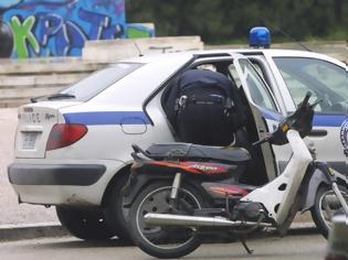 Φωτογραφία για Συλλήψεις σε Βόνιτσα και Καλύβια για οδήγηση χωρίς δίπλωμα και παράνομη παραμονή στη χώρα