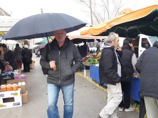Φωτογραφία για Με βροχή σήμερα η λαϊκή αγορά στη ΒΟΝΙΤΣΑ | ΦΩΤΟ: Στέλλα Λιάπη