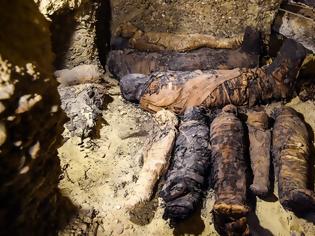 Φωτογραφία για Αίγυπτο: Βρέθηκαν 50 μούμιες από την εποχή των Πτολεμαίων