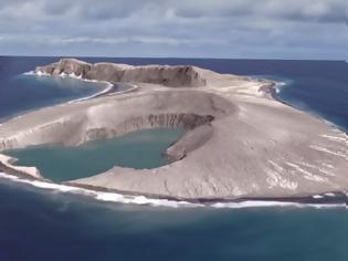 Φωτογραφία για Νέο νησί «μυστήριο» ερευνά η Nasa [Βίντεο]