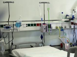 Φωτογραφία για Επελαύνει η γρίπη: Διασωληνώθηκε νοσηλεύτρια σε νοσοκομείο της Αθήνας