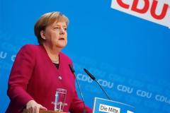 Γερμανία: Η κυβέρνηση δέχεται τις συμβουλές 3.000 εμπειρογνωμόνων
