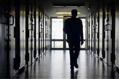 Deutsche Welle: Άθλιες οι συνθήκες στις γερμανικές φυλακές