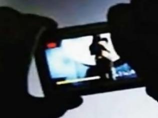 Φωτογραφία για Σοκ στη Κοζάνη: Μαθήτρια είδε στο διαδίκτυο ροζ βίντεο με πρωταγωνίστρια την ίδια