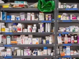 Φωτογραφία για Φάρμακα: Κρίση στην αγορά - Ο ΕΟΦ απαγόρευσε την εξαγωγή 77 σκευασμάτων λόγω ελλείψεων στην εγχώρια αγορά