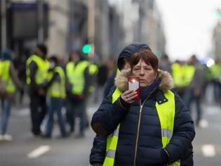 Φωτογραφία για Επιμένουν τα Κίτρινα Γιλέκα: Νέες κινητοποιήσεις στο Παρίσι