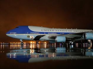 Φωτογραφία για Στάση στη Σούδα θα κάνει το Air Force One με τον Τραμπ τα μεσάνυχτα
