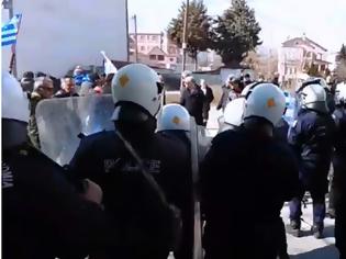 Φωτογραφία για Ένωση Κοζάνης: Για άλλη μια φορά η Αστυνομία έγινε σάκος του μποξ