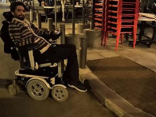 Φωτογραφία για Κι όμως! Αυτή είναι ράμπα για άτομα με αναπηρία στο κέντρο της Θεσσαλονίκης (ΦΩΤΟ)