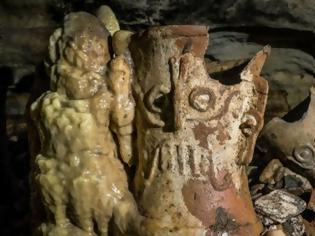 Φωτογραφία για Μεγάλη ανακάλυψη στο Μεξικό: Εκατοντάδες ανέγγιχτα τελετουργικά αντικείμενα 1.000 χρόνων των Μάγια