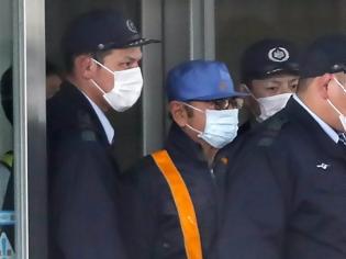 Φωτογραφία για Ιαπωνία: Γιατί ντύθηκε... «εργάτης» για να βγει από την φυλακή ο πρώην επικεφαλής της Nissan;
