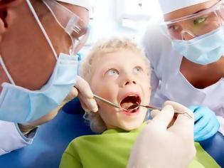 Φωτογραφία για Οδοντιατρική κάλυψη παιδιών από τον ΕΟΠΥΥ: Τι ποσό καλύπτει και γιατί αντιδρούν οι οδοντίατροι