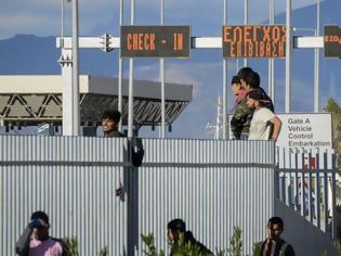 Φωτογραφία για Έκρυψε 10 μετανάστες ανάμεσα σε κιβώτια με πορτοκάλια