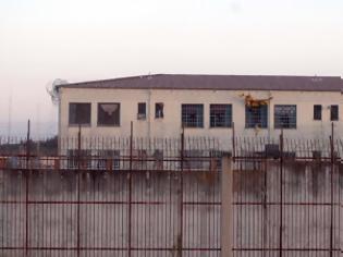 Φωτογραφία για Φυλακές Λάρισας: Σωφρονιστικοί καταγγέλλουν ξυλοδαρμό συναδέλφου τους ...από αλλοδαπό κρατούμενο