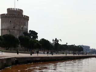Φωτογραφία για Το φαινόμενο της ερυθράς παλίρροιας «χτύπησε» και πάλι τη Θεσσαλονίκη (pics)