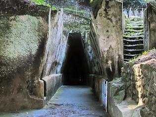 Φωτογραφία για Η σπηλιά της Σίβυλλας Κυμαίας στη Νάπολη