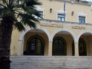 Φωτογραφία για Άγρια συμπλοκή έξω από τα δικαστήρια Ζακύνθου με πυροβολισμούς και συλλήψεις