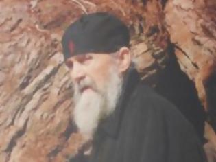 Φωτογραφία για Γέροντας Εφραίμ Φιλοθεΐτης - Μόνον ο Χριστός νικά τους μεγάλους πειρασμούς