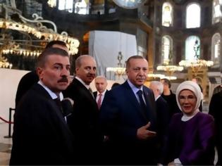 Φωτογραφία για Προεκλογικό «αμόκ» Ερντογάν: Θα κάνουμε και αρχιτεκτονικές αλλαγές στην Αγία Σοφία!