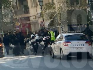 Φωτογραφία για Βόλος: «Απόβαση» διμοιριών ΜΑΤ λόγω διαδήλωσης υπέρ Κουφοντίνα