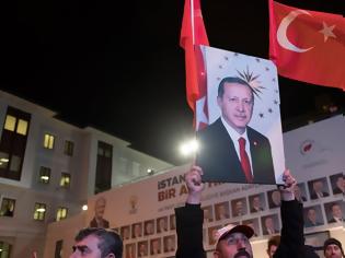 Φωτογραφία για Χάνει Άγκυρα και Σμύρνη ο Ερντογάν στις δημοτικές εκλογές - Θρίλερ στην Κωνσταντινούπολη