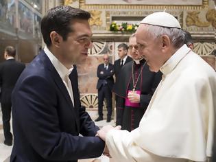 Φωτογραφία για Πάπας: Ο Τσίπρας αξίζει Νόμπελ για το προσφυγικό...