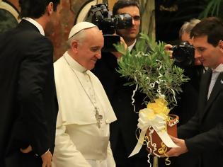 Φωτογραφία για Πάπας Φραγκίσκος: «Ο Μέσι είναι πολύ καλός... αλλά δεν είναι Θεός»