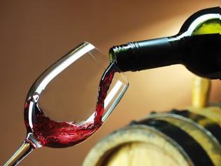 Φωτογραφία για Πόσο αυξάνει τον κίνδυνο καρκίνου ένα μπουκάλι κρασί την εβδομάδα;