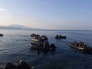 Φωτογραφία για Στο λιμάνι της Κορώνης με Πεζοναύτες το αρματαγωγό “Λέσβος” (βίντεο)