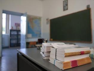 Φωτογραφία για Τι αλλάζει τη νέα χρονιά στα σχολικά βιβλία Ελλάδας και Σκοπίων